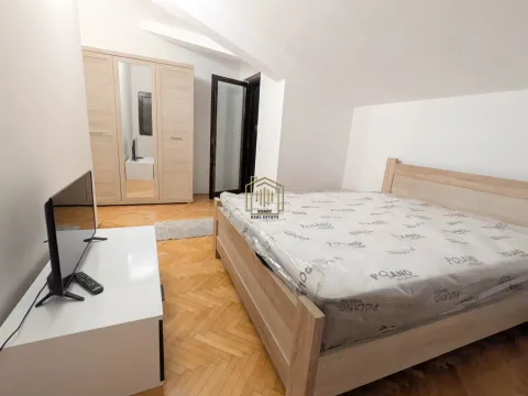 Izdavanje, trosoban stan, 120m², Zabjelo, Podgorica - image 9