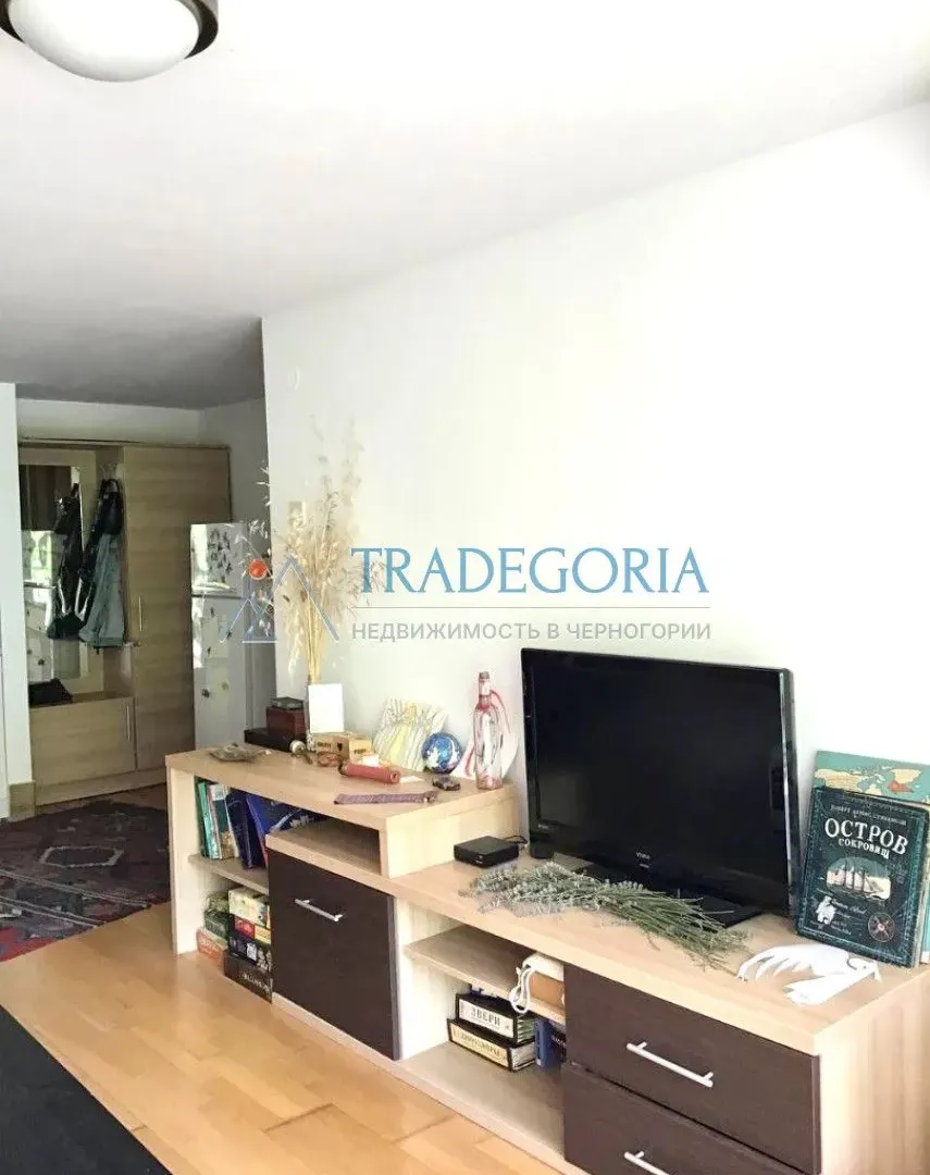 Prodaja, jednosoban stan, 40m², Pržno, Budva