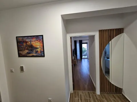 Izdavanje, dvosoban stan, 58m², Bijela, Herceg Novi - image 15