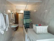 Prodaja, dvosoban stan, 75m², Centar, Podgorica - image 5