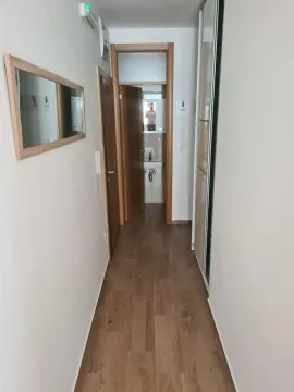 Rent, two bedroom apartment, 70m², Dalmatinska ulica, Podgorica - image 16