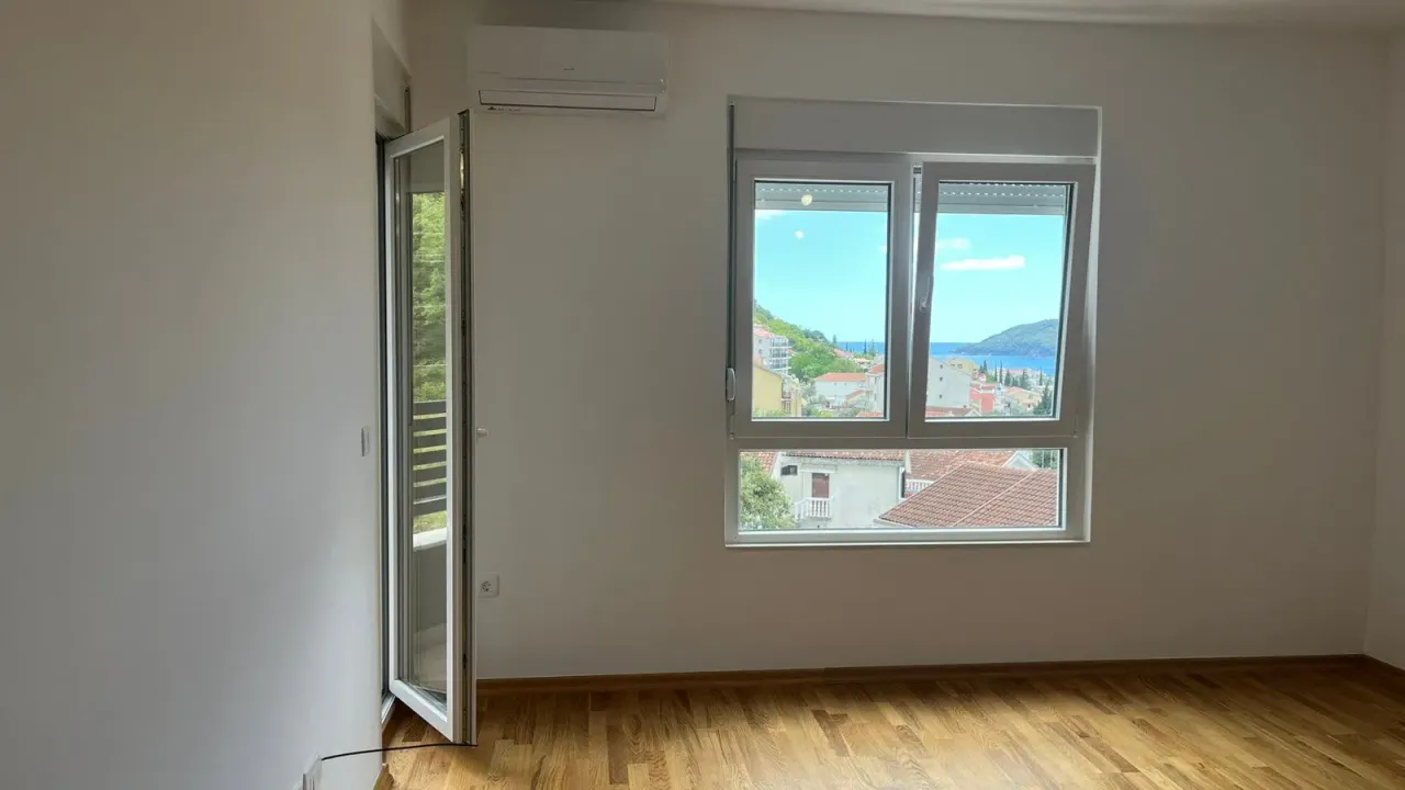 Sale, one bedroom apartment, 43m², Podkošljun, Budva