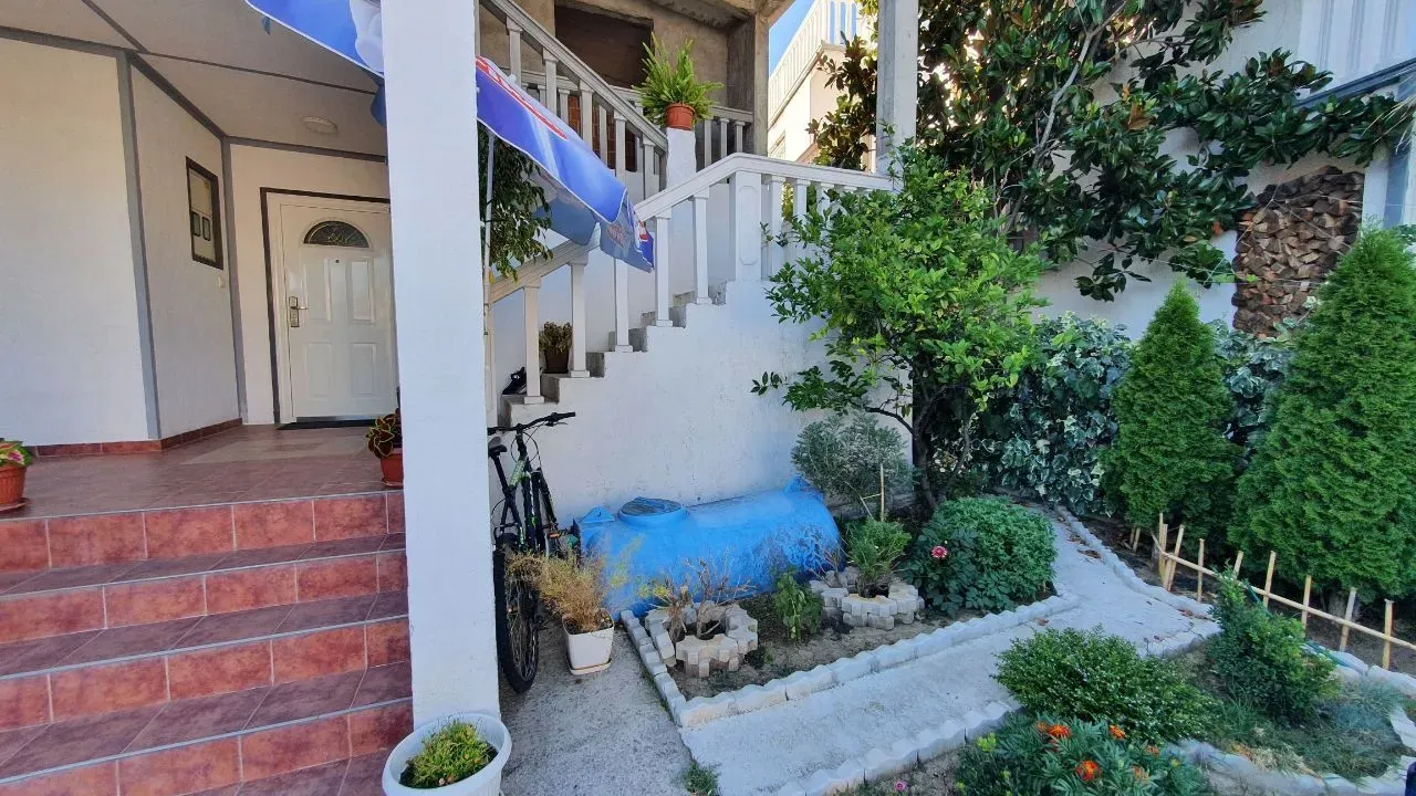 Sale, house, 200m², Bjeliši, Bar