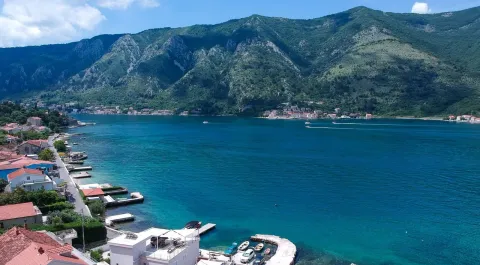 Sale, house, 270m², Dobrota, Kotor - image 2