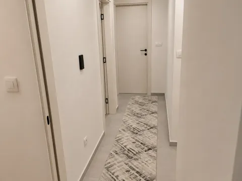 Rent, two bedroom apartment, 64m², Stari Aerodrom, Podgorica - image 10