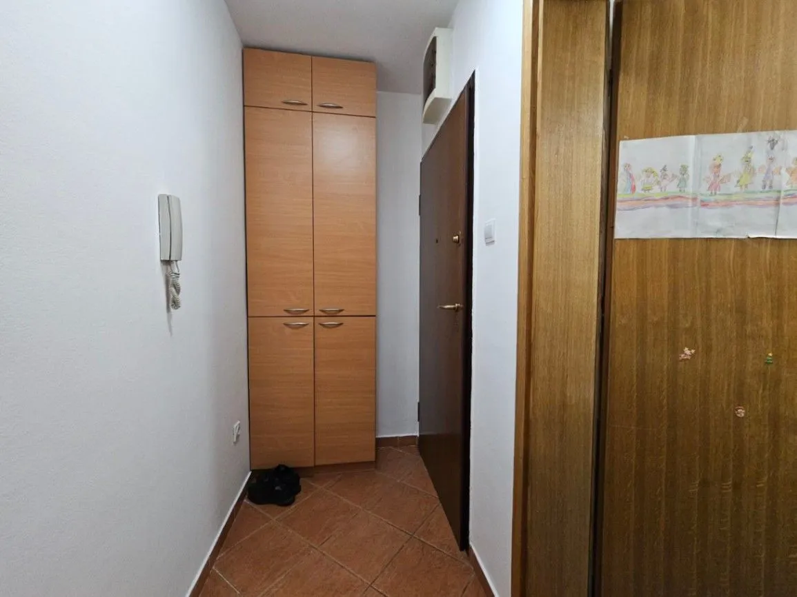 Izdavanje, jednosoban stan, 48m², Zabjelo, Podgorica