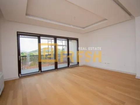 Prodaja, trosoban stan, 139m², Gornja Gorica, Podgorica - image 2