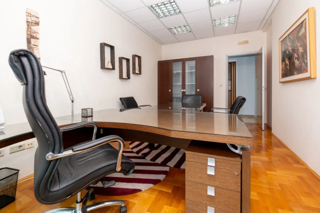 Rent, office space, 78m², Preko Morače, Podgorica