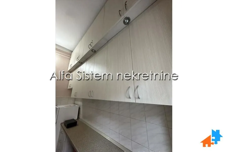 Izdavanje, dvosoban stan, 54m², Kalenić Pijaca, Vračar Sve Podlokacije