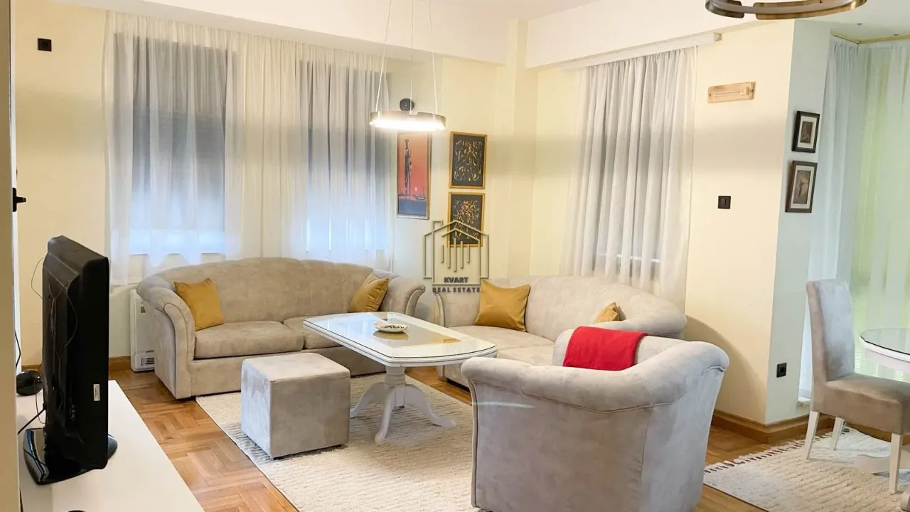 Izdavanje, dvosoban stan, 76m², Podgorica, Crna Gora