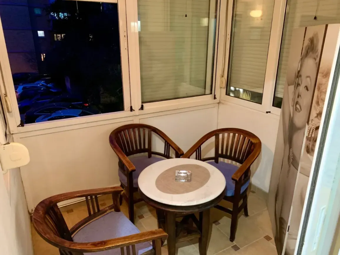 Prodaja, dvosoban stan, 86m², Centar, Budva