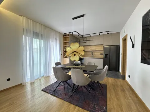 Rent, house, 190m², Tološi, Podgorica - image 5