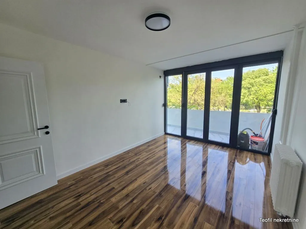 Prodaja, trosoban stan, 80m², Novi Beograd Blok 28, Novi Beograd Sve Podlokacije