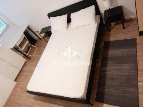 Izdavanje, dvosoban stan, 43m², Novi Beograd Sve Podlokacije, Beograd - image 4
