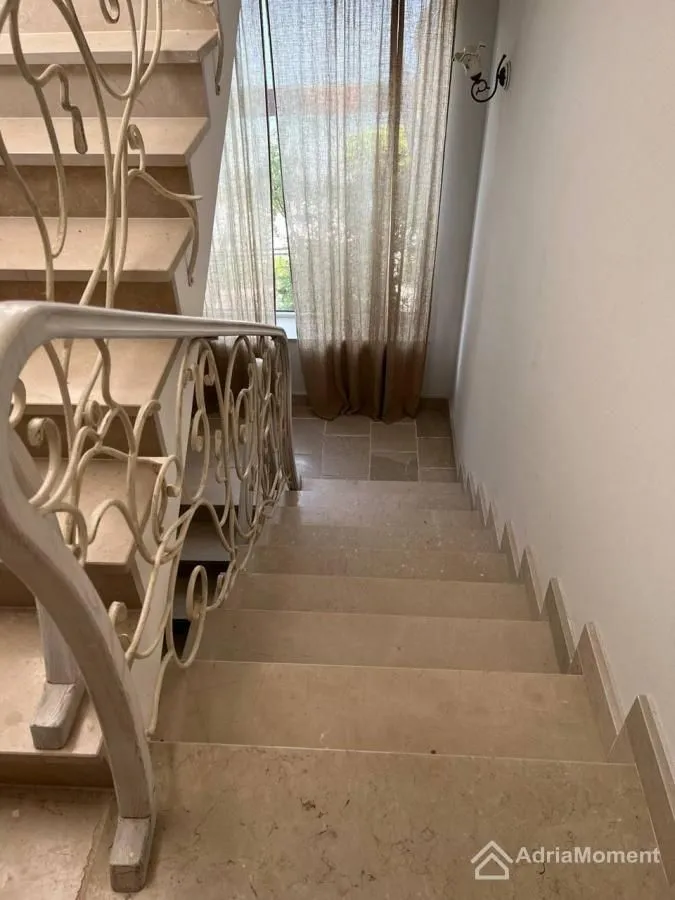 Prodaja, kuća, 259m², Krašići, Tivat