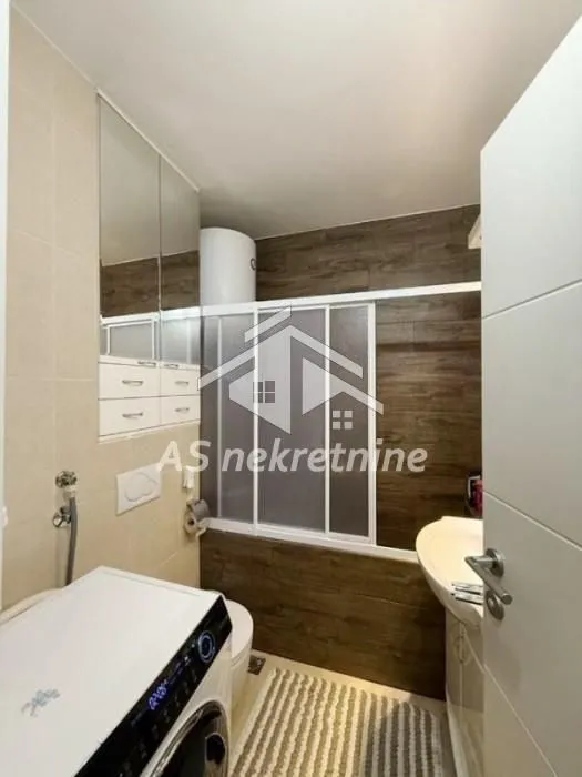 Sale, three bedroom apartment, 85m², Novi Beograd Blok 29, Novi Beograd Sve Podlokacije