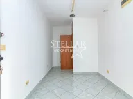 Izdavanje, poslovni prostor, 11m², Pobrežje, Podgorica - image 2
