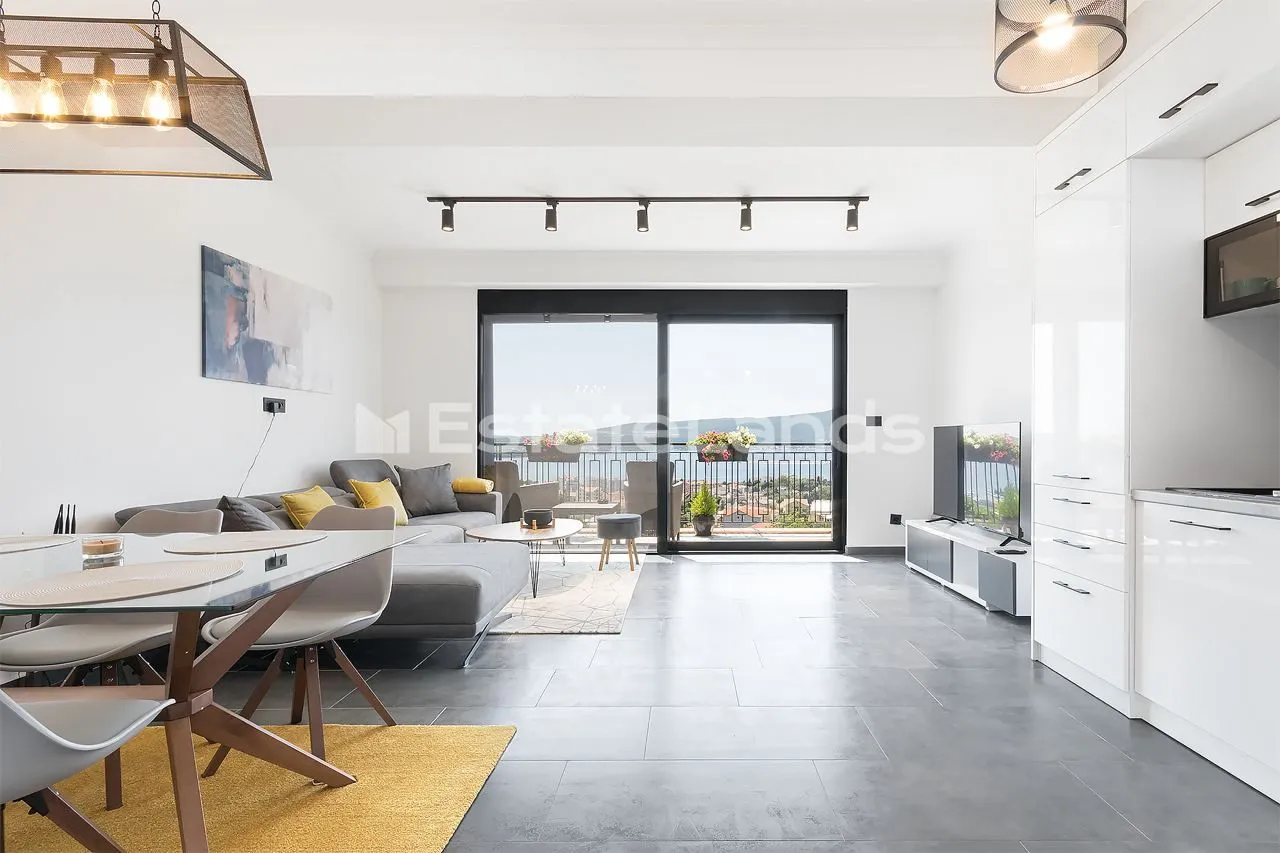 Prodaja, jednosoban stan, 50m², Mažina, Tivat