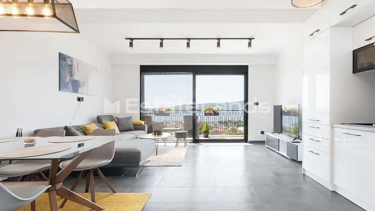 Prodaja, jednosoban stan, 50m², Mažina, Tivat