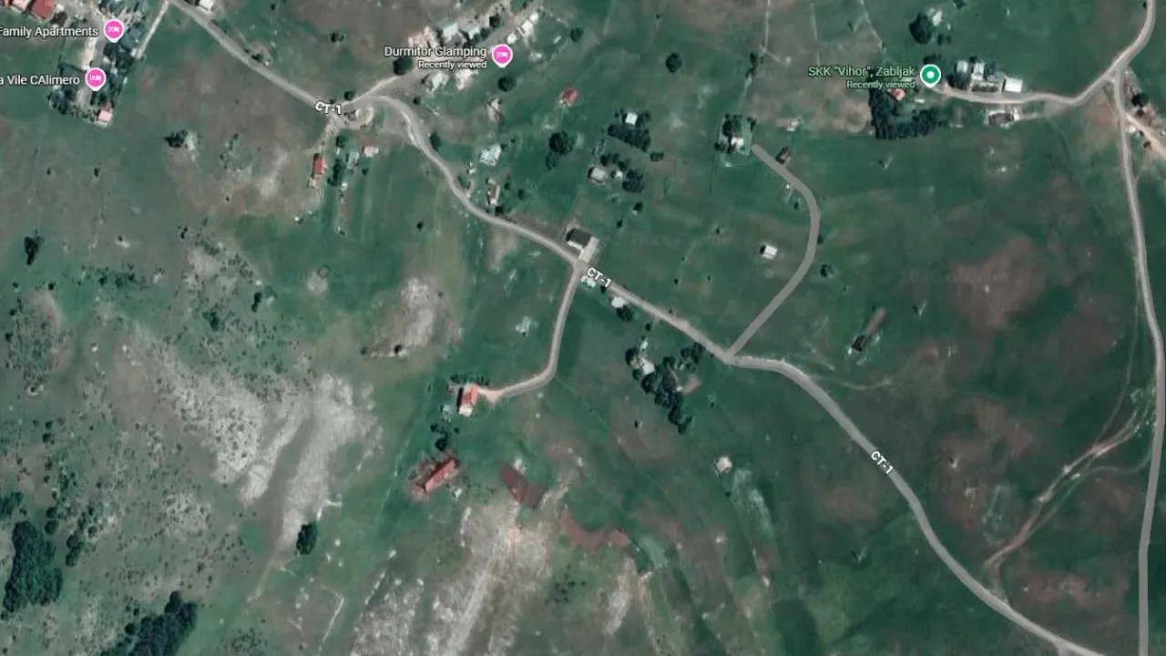 Sale, land lot, 300m², Motički gaj, Žabljak