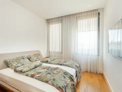 Sale, two bedroom apartment, 103m², Centar, Tivat - image 15