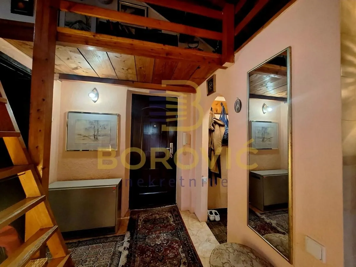 Prodaja, trosoban stan, 42m², Profesorska Kolonija, Palilula Sve Podlokacije