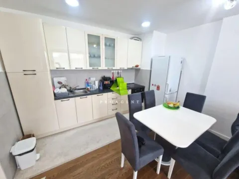 Izdavanje, trosoban stan, 81m², Medijana, Niš - image 3