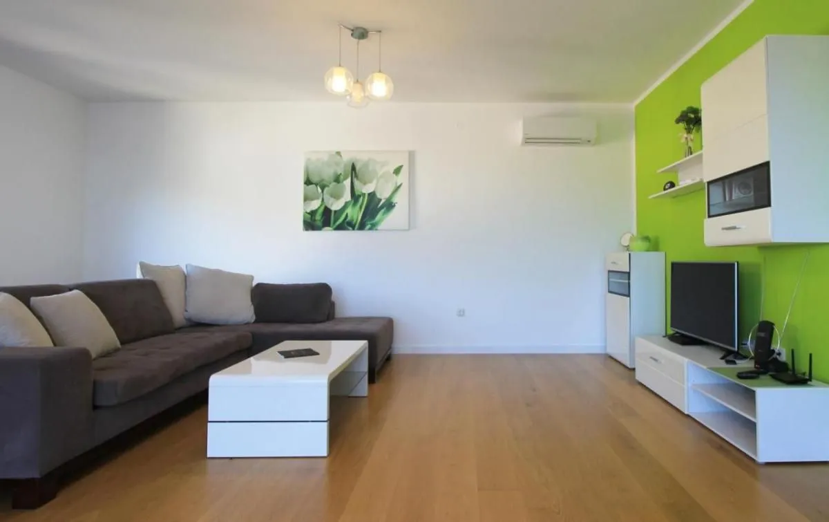 Sale, two bedroom apartment, 120m², Sveti Stefan, Budva