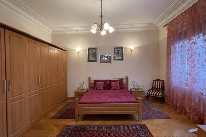 Sale, four bedroom apartment, 113m², Stari Grad, Beograd