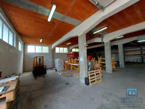 Izdavanje, poslovni prostor, 320m², Strelište, Jagodina - image 3