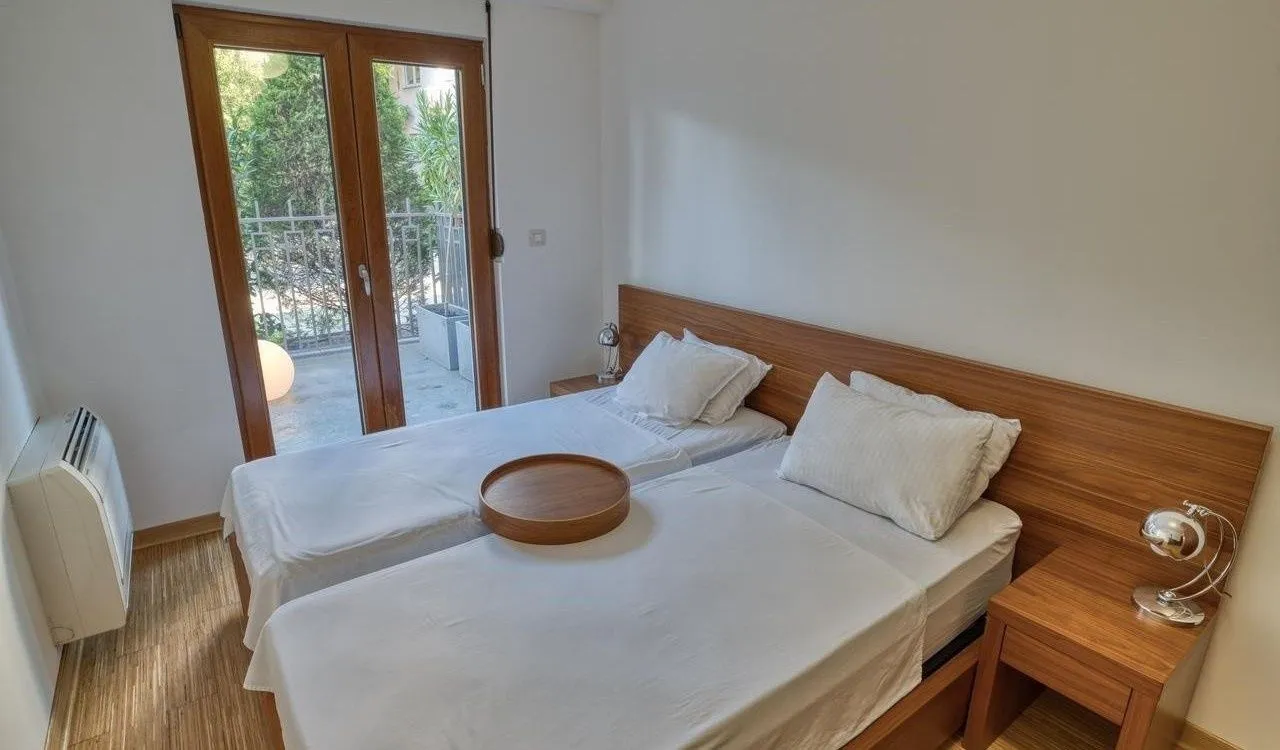 Prodaja, dvosoban stan, 90m², Gorica C, Podgorica