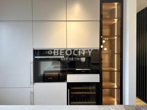 Izdavanje, stan, 208m², Čubura, Beograd - image 17