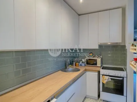 Izdavanje, četvorosoban stan, 91m², Cvetni Trg, Vračar Sve Podlokacije - image 7