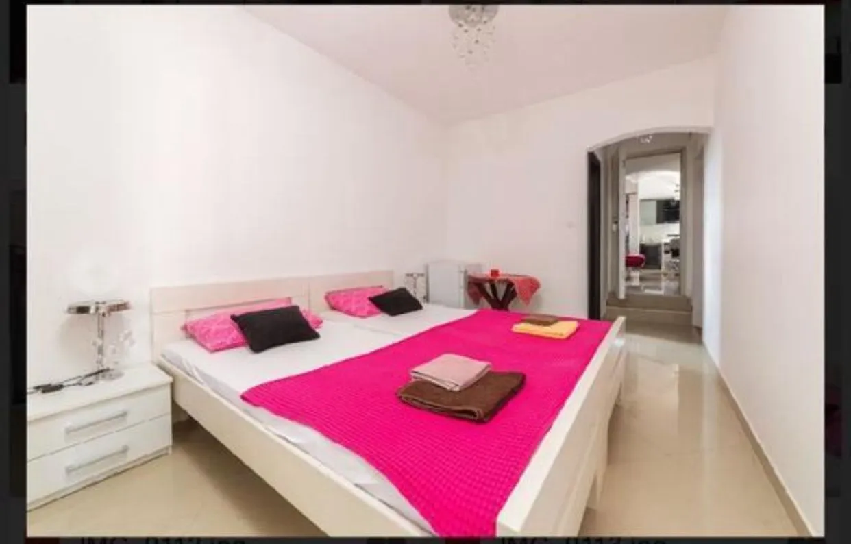 Rent, house, 280m², Centar, Budva