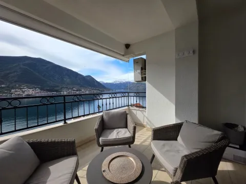 Prodaja, dvosoban stan, 85m², Dobrota, Kotor - image 2