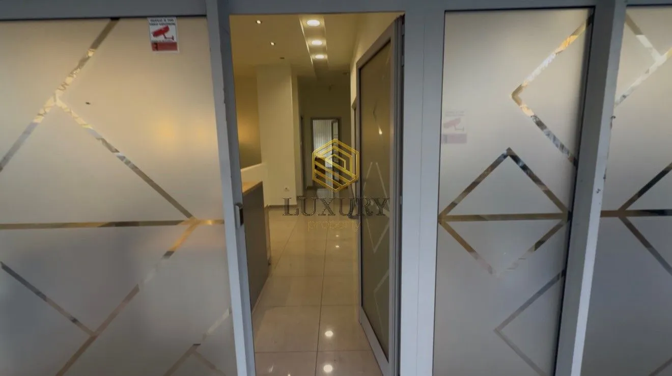 Rent, office space, 189m², Stari Aerodrom, Podgorica