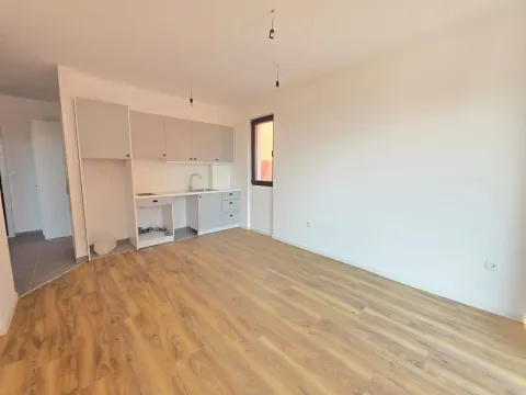 Sale, two bedroom apartment, 42m², Budva, Crna Gora - image 12