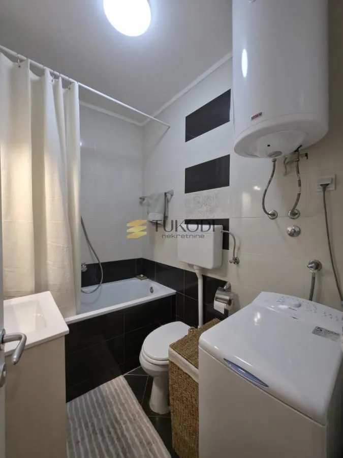 Prodaja, trosoban stan, 57m², Podbara, Novi Sad Sve Podlokacije