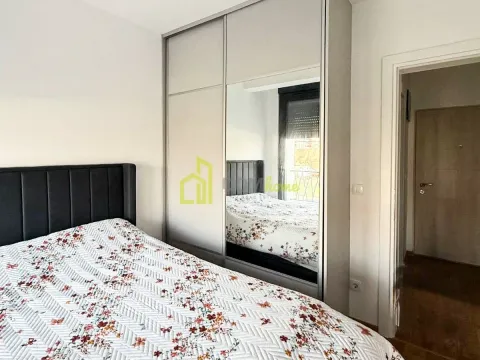 Izdavanje, jednosoban stan, 35m², Kod Big Fashion-a, Podgorica - image 4