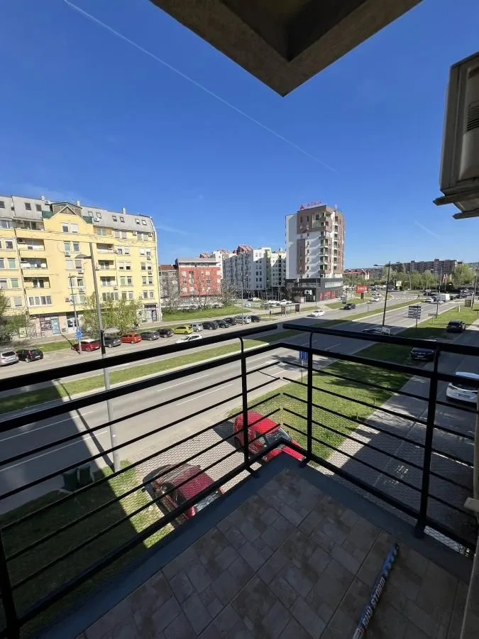 Prodaja, dvosoban stan, 67m², Bulevar Evrope, Novi Sad Sve Podlokacije