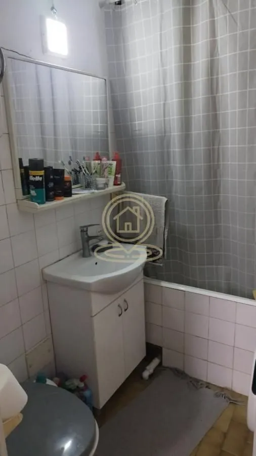 Prodaja, trosoban stan, 81m², Trošarina, Niš