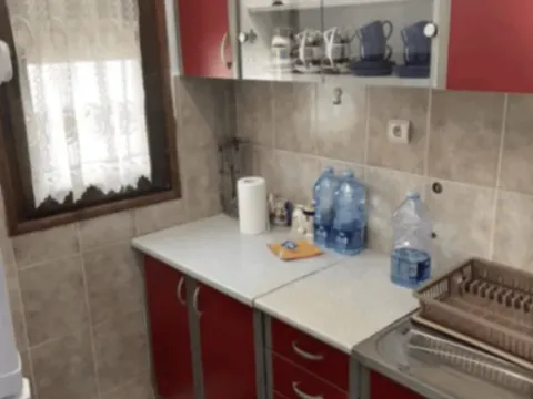 Izdavanje, stan, 40m², Centar, Budva - image 4