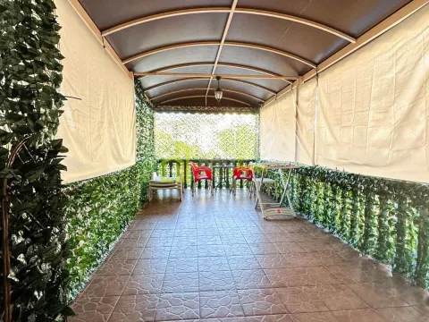 Rent, two bedroom apartment, 75m², Tivat, Crna Gora - image 9