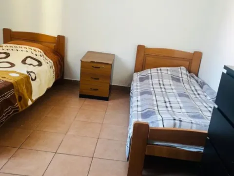 Izdavanje, kuća, 75m², Zagorič, Podgorica - image 11