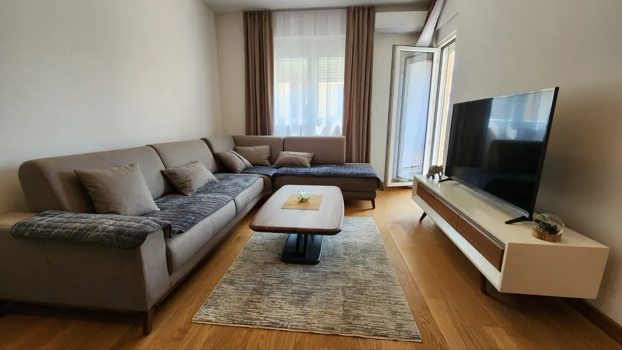 Izdavanje, stan, 45m², City Kvart, Podgorica