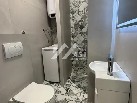 Izdavanje, dvosoban stan, 38m², Sajam, Novi Sad Sve Podlokacije - image 7