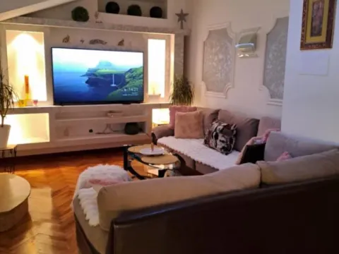 Izdavanje, trosoban stan, 100m², Tivat, Crna Gora - image 11