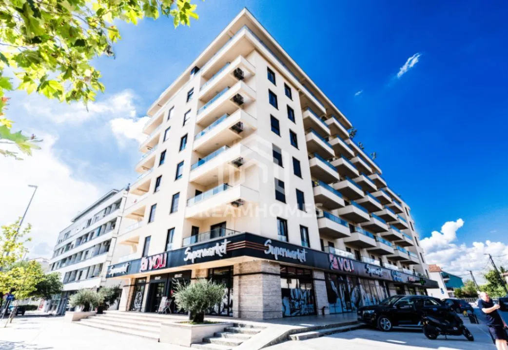 Prodaja, dvosoban stan, 75m², Pejton, Podgorica