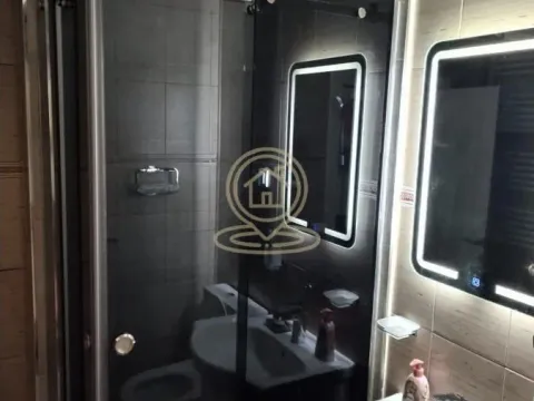 Izdavanje, dvosoban stan, 78m², Južni Bulevar, Vračar Sve Podlokacije - image 7