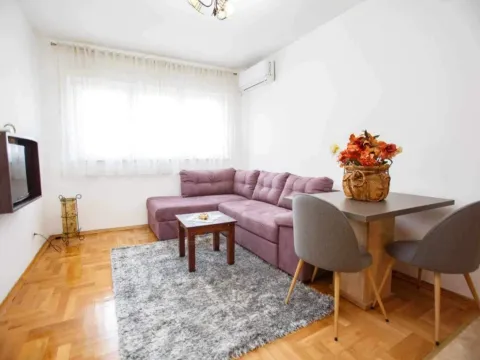 Rent, studio apartment, 22m², Makedonsko naselje, Bar - image 2